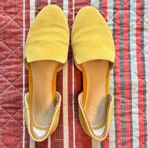 Crown Vintage suede flats sz9